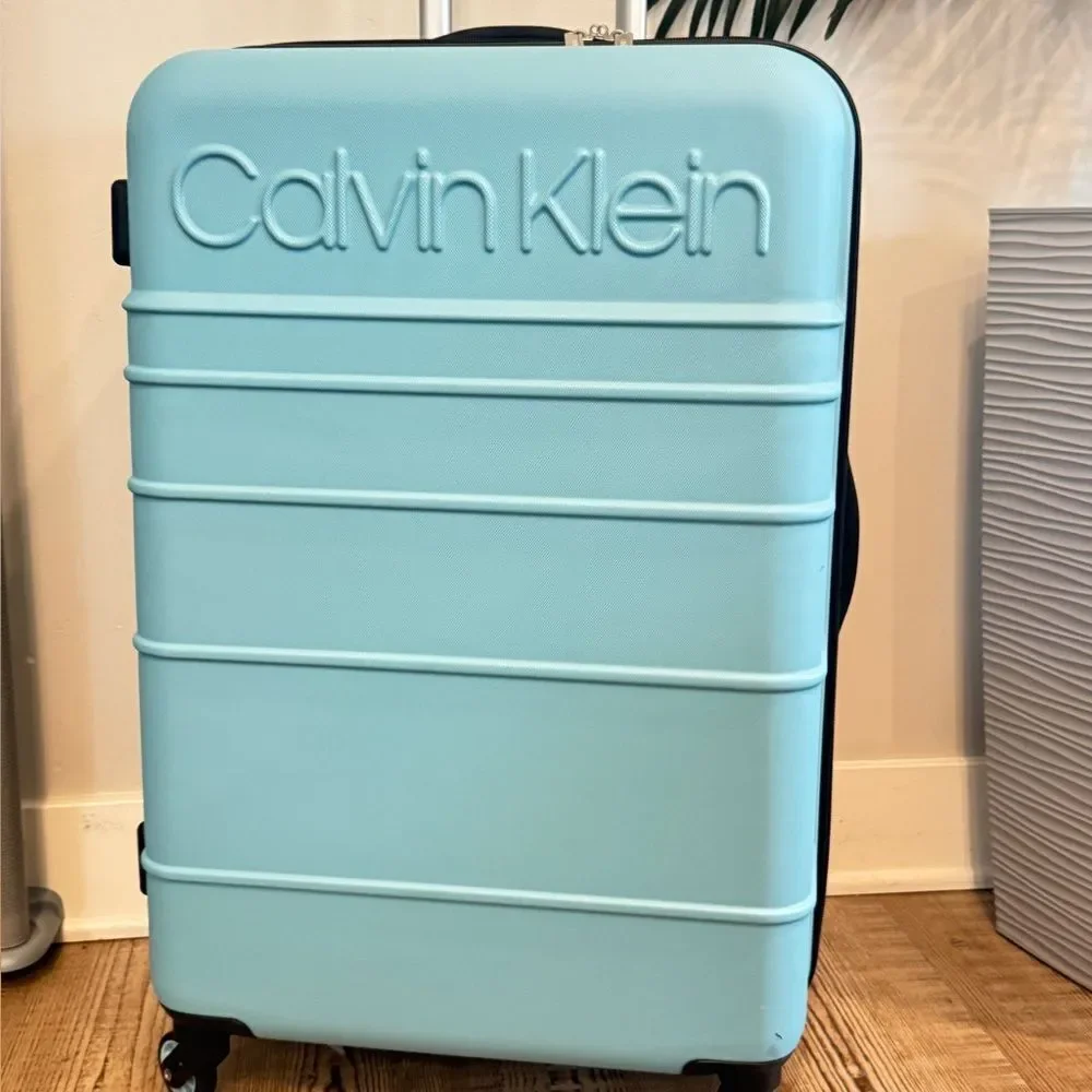 Calvin Klein Fillmore Hard Side Luggage, suitcase 1 Piece travel bag size 28“
